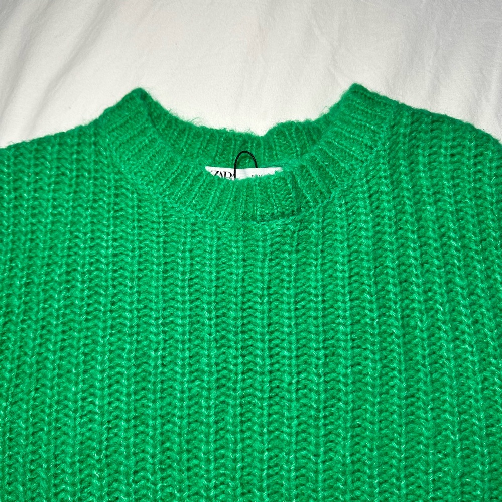 Zara Vibrant Green Knit Pullover